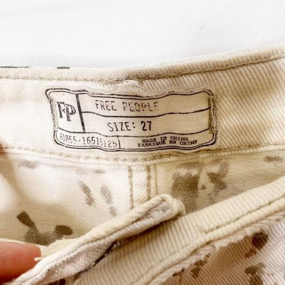 Free People Womens Tan Distressed Cutoff Denim Shorts Size 27 - Picture 3 of 6
